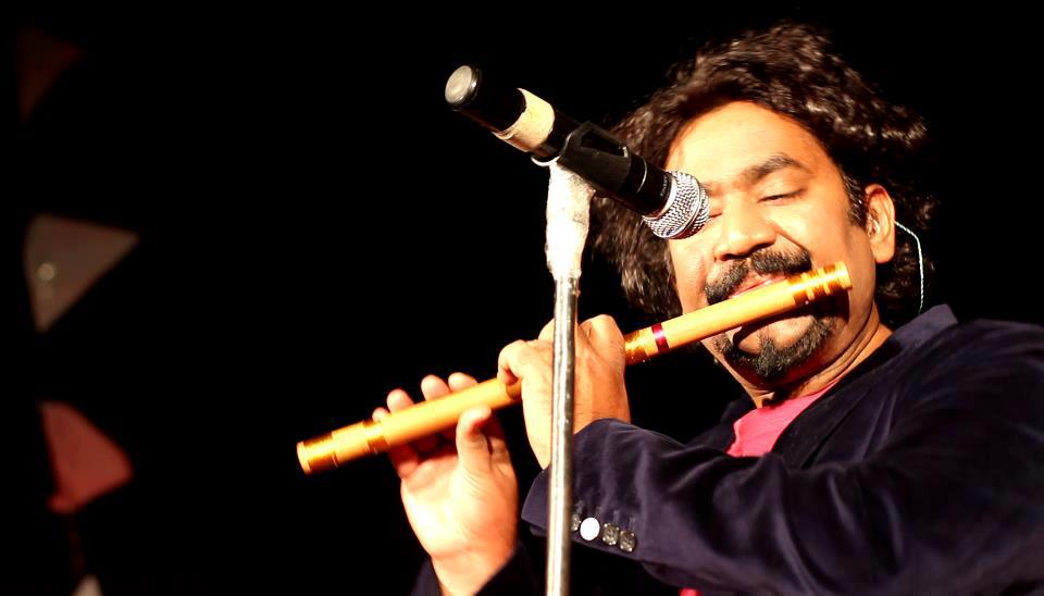 Naveen flute deals